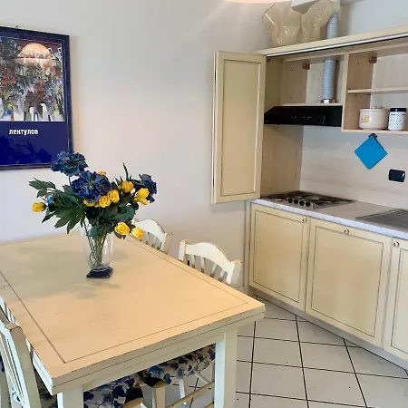 Casa Fronte Mare Con Piscina - Seafront House With Pool 3* Marina di Pietrasanta