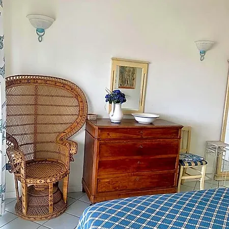 Casa Fronte Mare Con Piscina - Seafront House With Pool