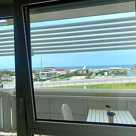Casa Fronte Mare Con Piscina - Seafront House With Pool