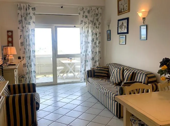 Casa Sul Mare- House On The Sea- Versilia Apart Otel Marina di Pietrasanta